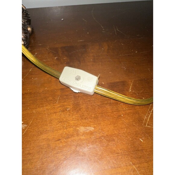 VTG Small Ornate Gilt Finished Two Light Table Lamp Beige Fabric Shades - Picture 5 of 10